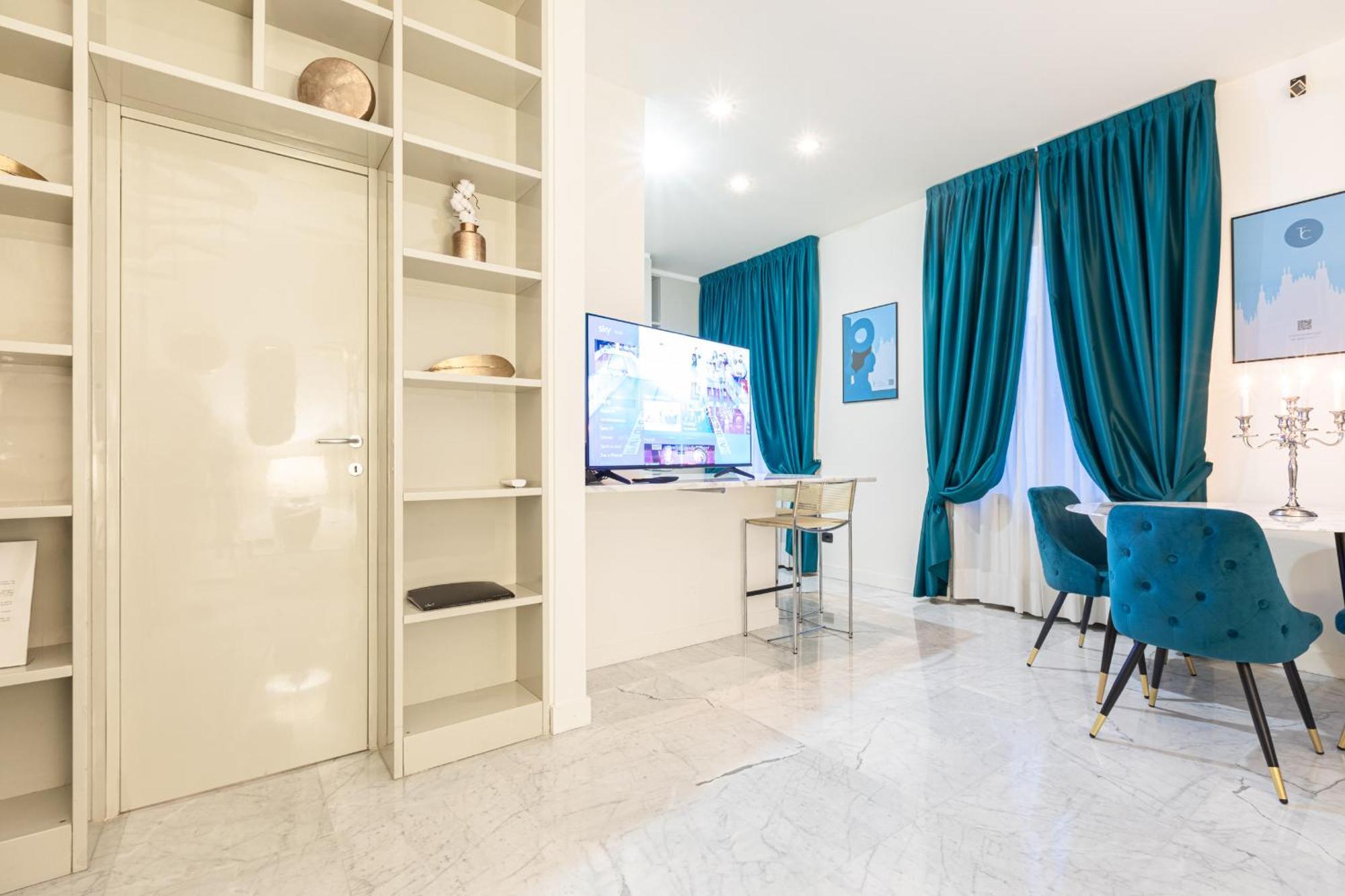 Monte Napoleone Split-Level Terrace Apartment - Top Collection 米兰 外观 照片