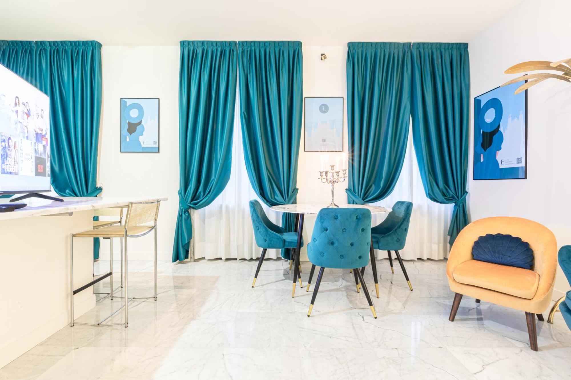 Monte Napoleone Split-Level Terrace Apartment - Top Collection 米兰 外观 照片