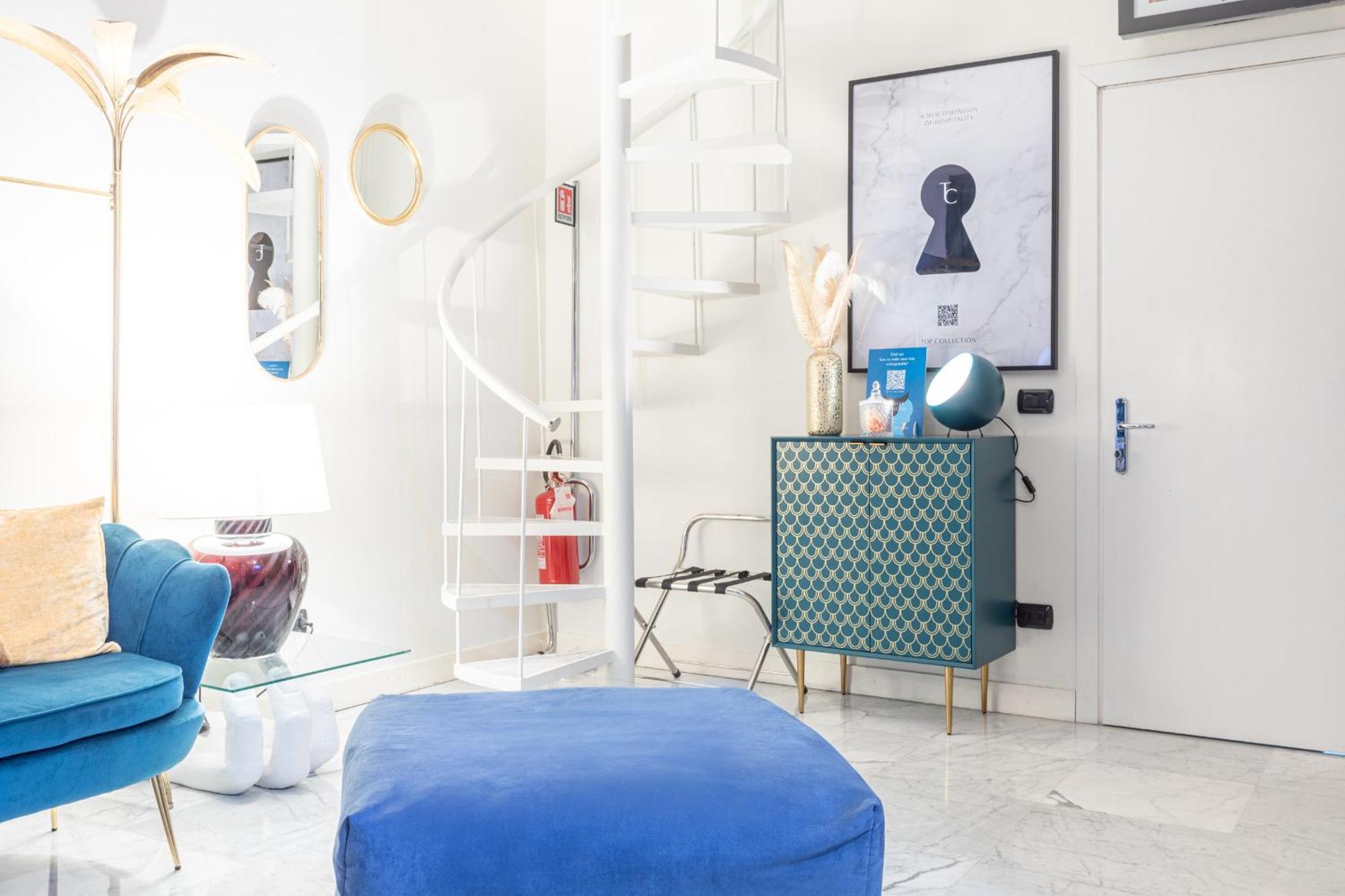 Monte Napoleone Split-Level Terrace Apartment - Top Collection 米兰 外观 照片