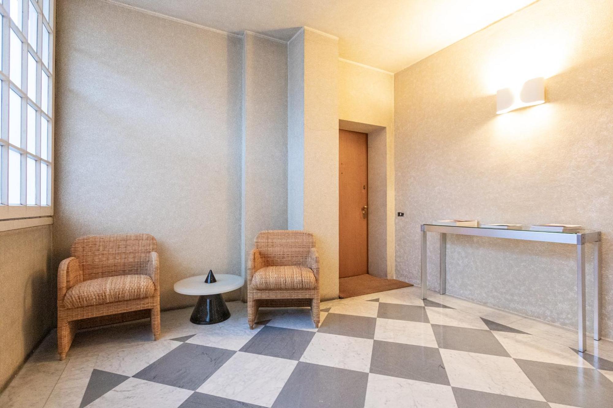 Monte Napoleone Split-Level Terrace Apartment - Top Collection 米兰 外观 照片